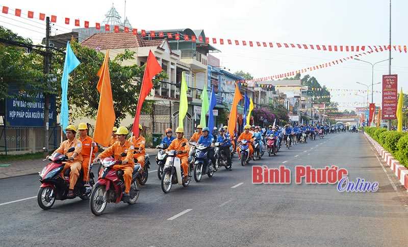 Ở Bình Phước, cứ 3 người thì 2 người có xe mô tô