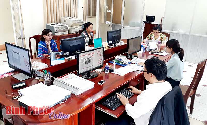 B&aacute;o ch&iacute; trước cuộc c&aacute;ch mạng 4.0