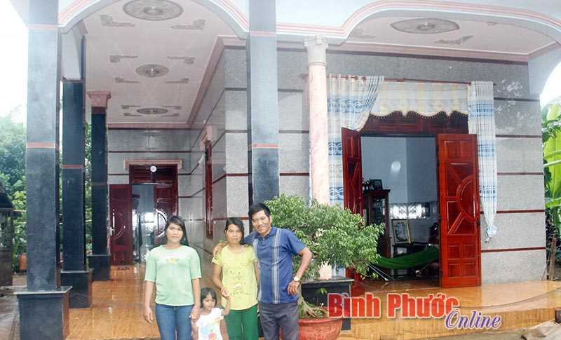 Thu nhập khá nhờ cần cù, chịu khó