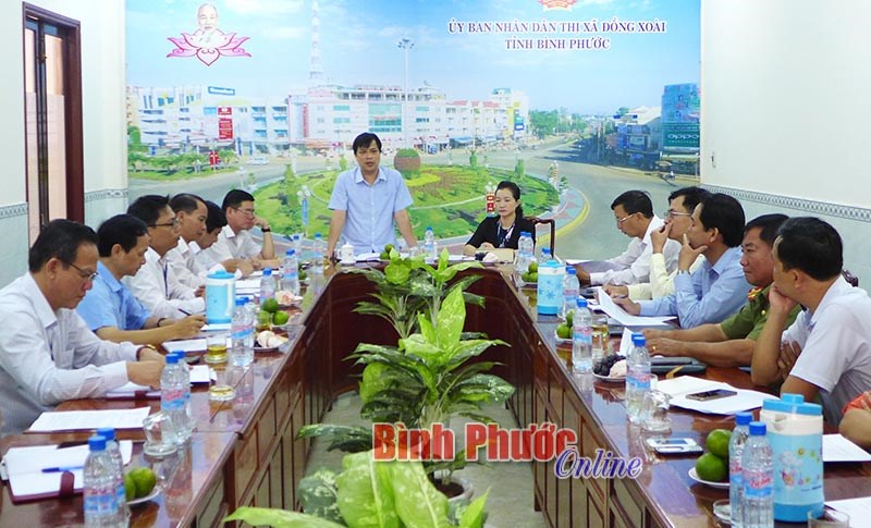 Ban T&ocirc;n gi&aacute;o Ch&iacute;nh phủ l&agrave;m việc tại Đồng Xo&agrave;i