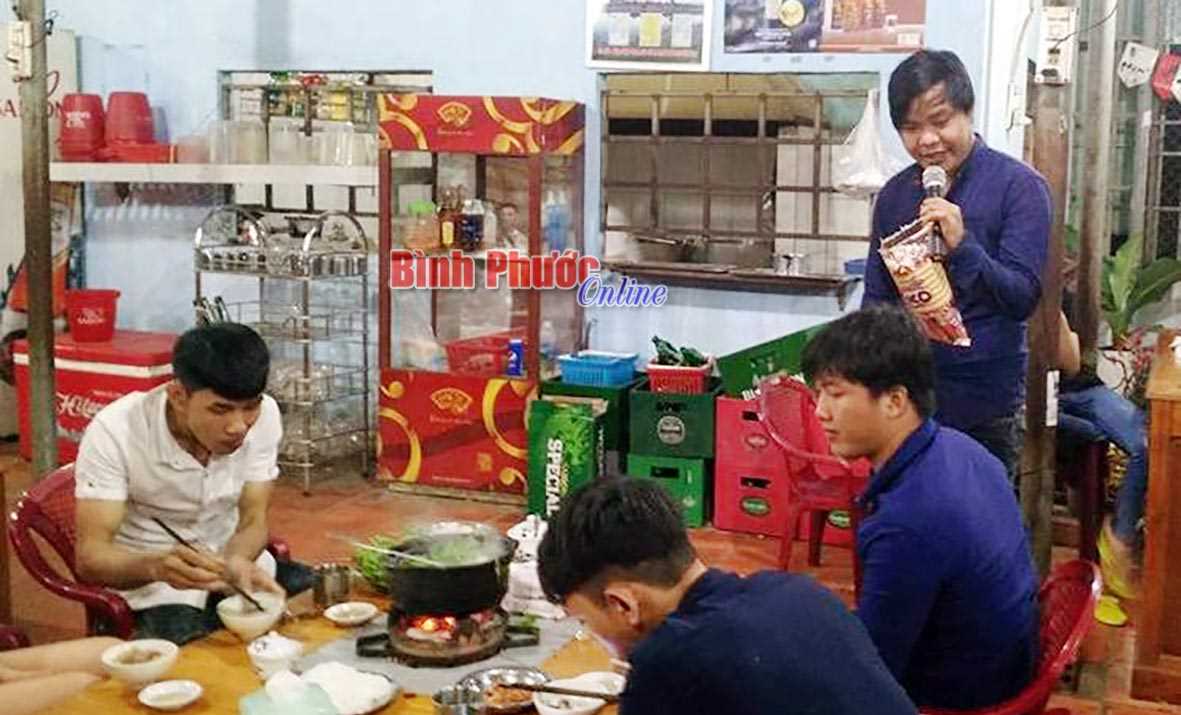 Long đong nghề hát rong