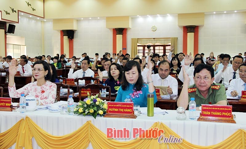 Bế mạc kỳ họp thứ 5, HĐND kh&oacute;a IX:&nbsp;Th&ocirc;ng qua nghị quyết th&agrave;nh lập th&agrave;nh phố Đồng Xo&agrave;i