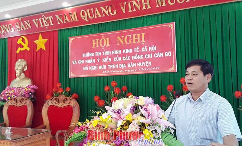 B&ugrave; Đăng th&ocirc;ng tin thời sự đến c&aacute;n bộ nghỉ hưu