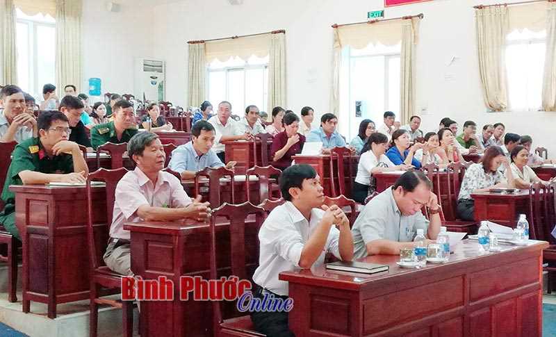 B&ugrave; Đốp tập huấn b&iacute; thư chi bộ v&agrave; cấp ủy vi&ecirc;n cơ sở