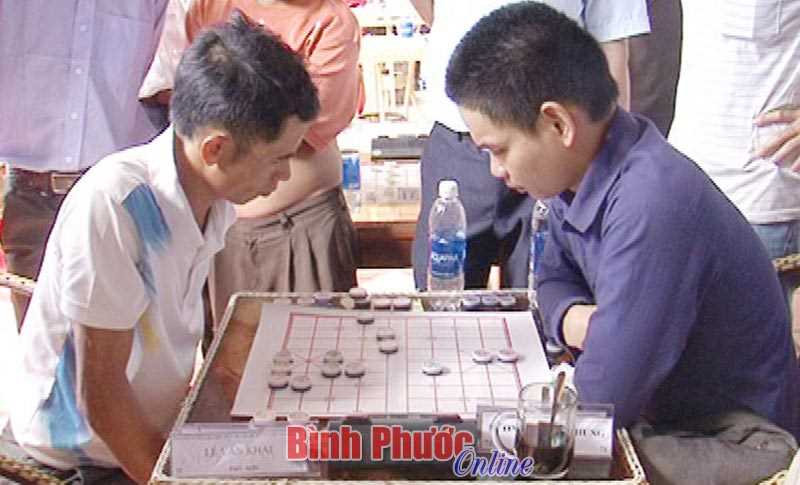 76 kỳ thủ tham gia giải cờ tướng Đại hội TDTT huyện Bù Đăng