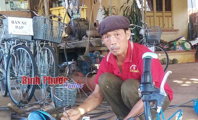 Những cựu chiến binh điển h&igrave;nh ở B&ugrave; Đốp