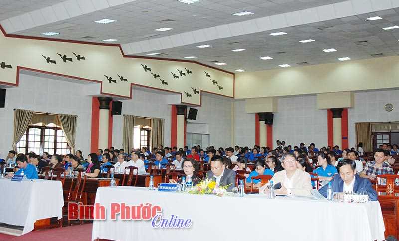 Hội thảo khoa học &ldquo;B&igrave;nh Phước - những tiền đề cho khởi nghiệp v&agrave; đổi mới s&aacute;ng tạo trong thời đại c&aacute;ch mạng c&ocirc;ng nghiệp 4.0&rdquo;