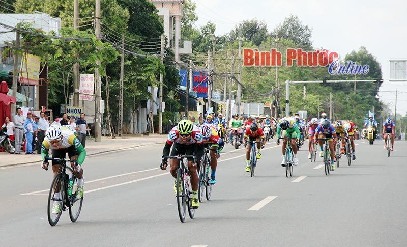 Lê Nguyệt Minh về nhất chặng 1 cuộc đua xe đạp Nam Kỳ Khởi Nghĩa