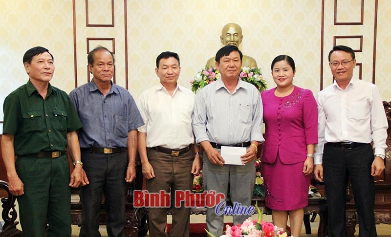 Gặp mặt đo&agrave;n đại biểu dự Đại hội đại biểu to&agrave;n quốc Hội CCB Việt Nam