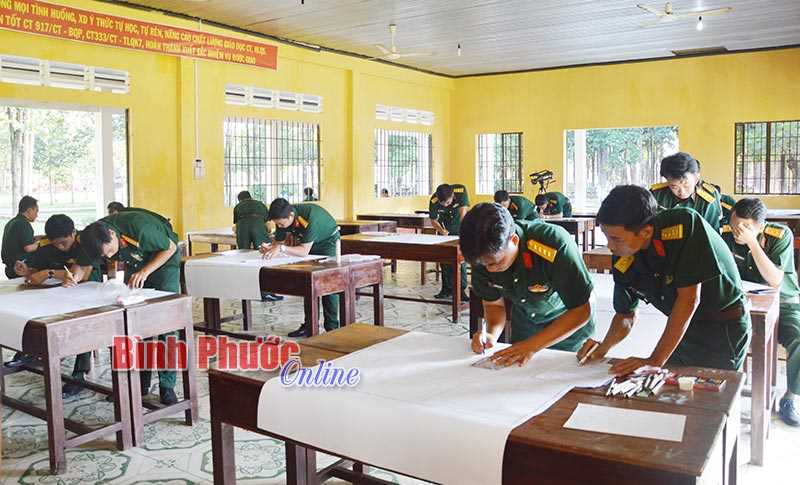 Ghi nhận từ hội thi c&aacute;n bộ cấp trung, đại đội giỏi