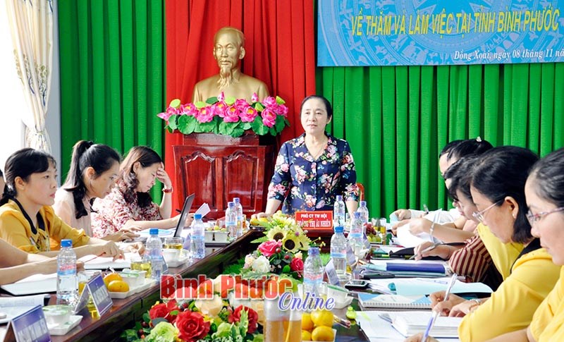 Trung ương Hội LHPN Việt Nam l&agrave;m việc tại B&igrave;nh Phước