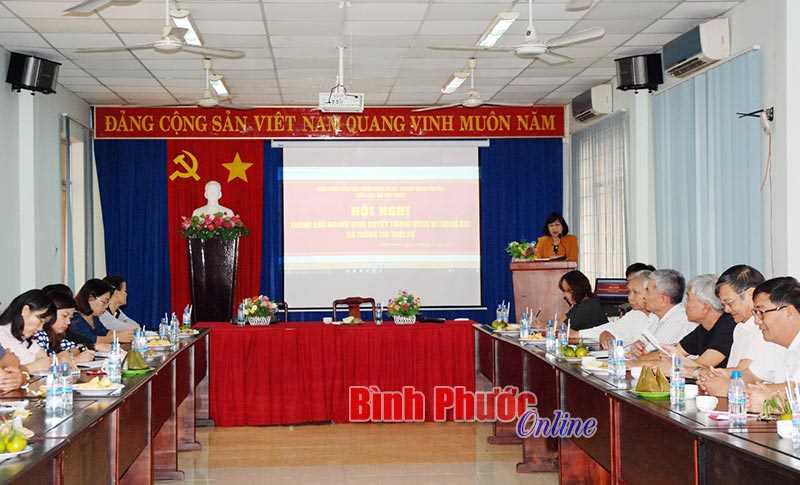 Hội nghị th&ocirc;ng b&aacute;o nhanh Nghị quyết Trung ương 6