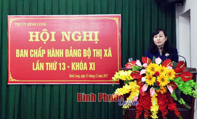 Hội nghị Ban Chấp h&agrave;nh Đảng bộ thị x&atilde; B&igrave;nh Long lần thứ 13