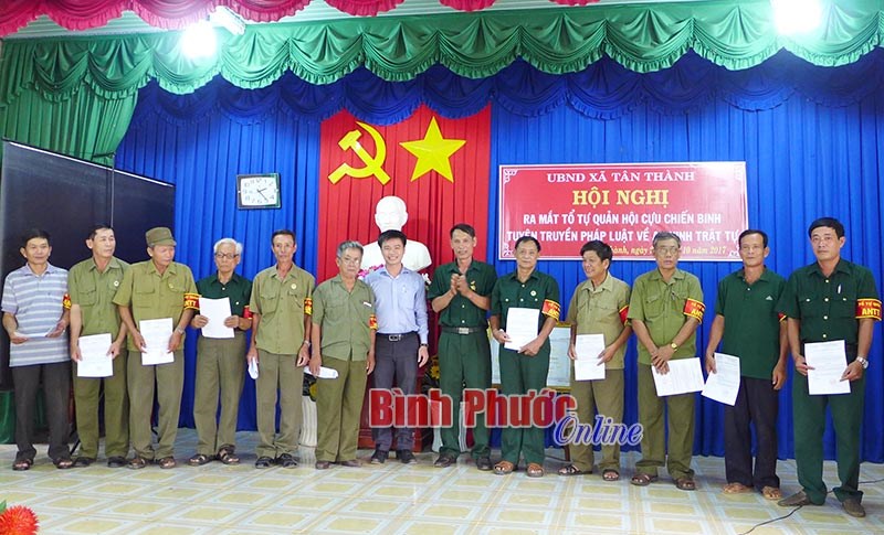 T&acirc;n Th&agrave;nh ra mắt 7 tổ tự quản cựu chiến binh