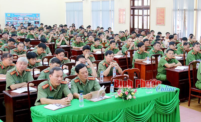 Đảng ủy C&ocirc;ng an tỉnh học tập, qu&aacute;n triệt, triển khai Nghị quyết Trung ương 6