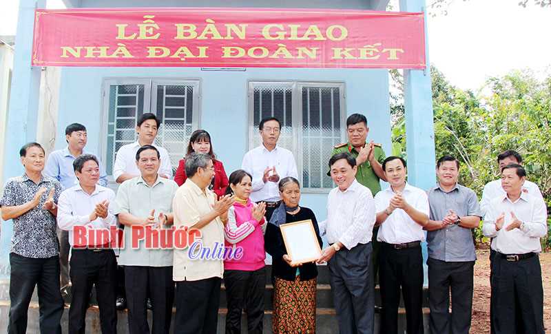 Phú Riềng - nhiều biện pháp giảm nghèo bền vững
