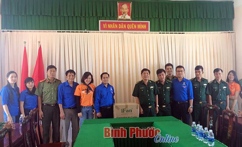 Thanh niên Bình Long gắn kết nghĩa tình biên giới