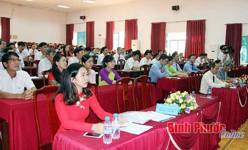 Khai giảng lớp trung cấp l&yacute; luận ch&iacute;nh trị - h&agrave;nh ch&iacute;nh kh&oacute;a 90