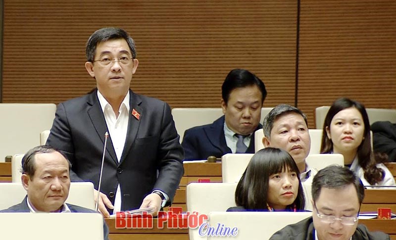 Kh&ocirc;ng n&ecirc;n miễn, giảm trực tiếp thuế đất ở c&aacute;c đặc khu kinh tế