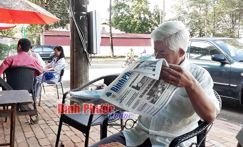 Lan man về những tờ b&aacute;o cũ