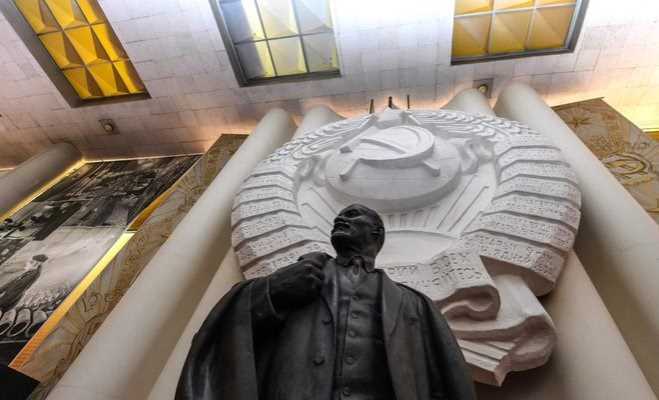 100 năm C&aacute;ch mạng th&aacute;ng Mười: Về thăm th&agrave;nh phố qu&ecirc; hương Lenin