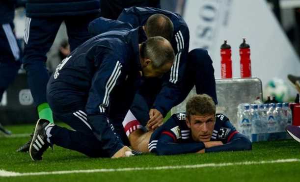 Vận đen liên tục đeo bám những người kế nhiệm Lahm ở Bayern