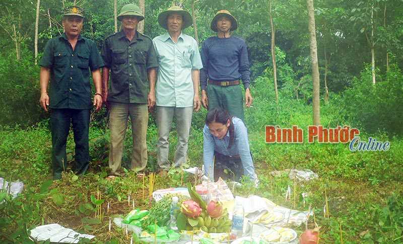 Nỗ lực t&igrave;m kiếm, quy tập h&agrave;i cốt liệt sĩ tr&ecirc;n địa b&agrave;n Lộc Ninh