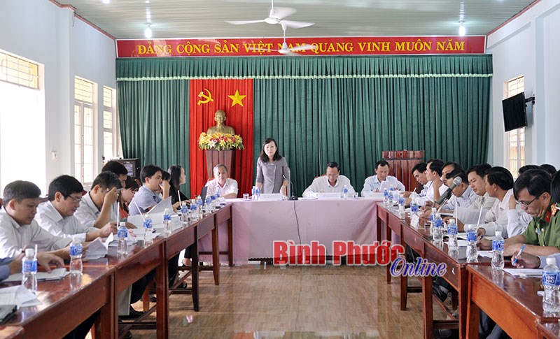 Lãnh đạo tỉnh kiểm tra xây dựng NTM tại Đức Hạnh