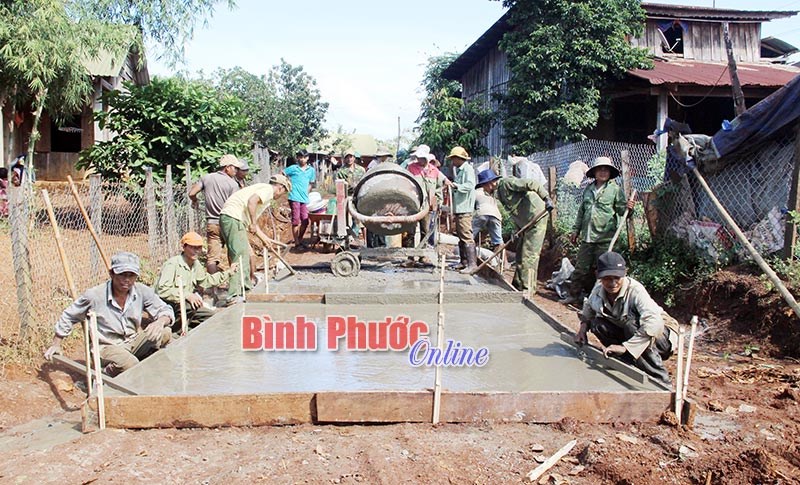 Những con đường nông thôn mới ở Đắk Nhau