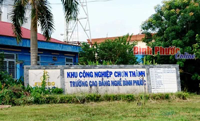 T&ecirc;n trường đ&atilde; được sửa