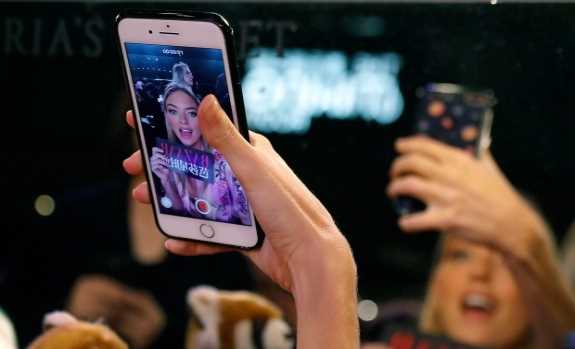 Điện thoại màn hình lớn sẽ giúp thị trường smartphone ổn định