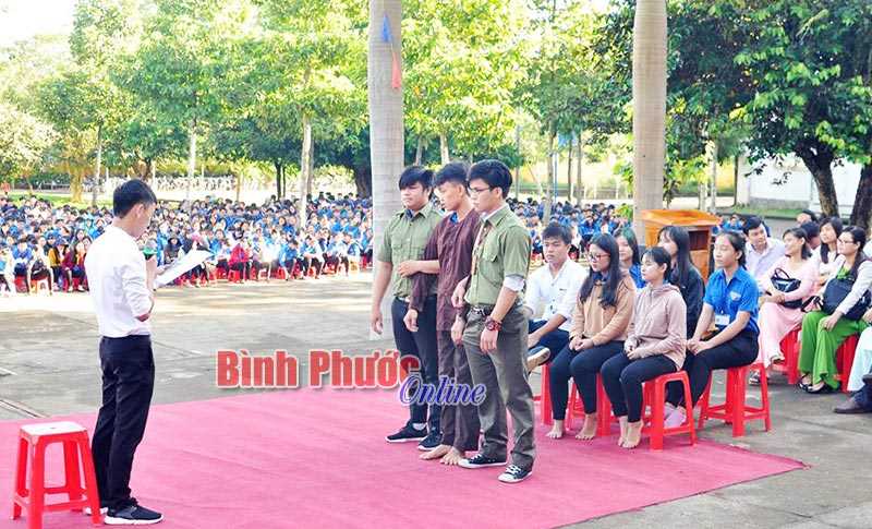 THPT Hùng Vương tổ chức phiên tòa giả định