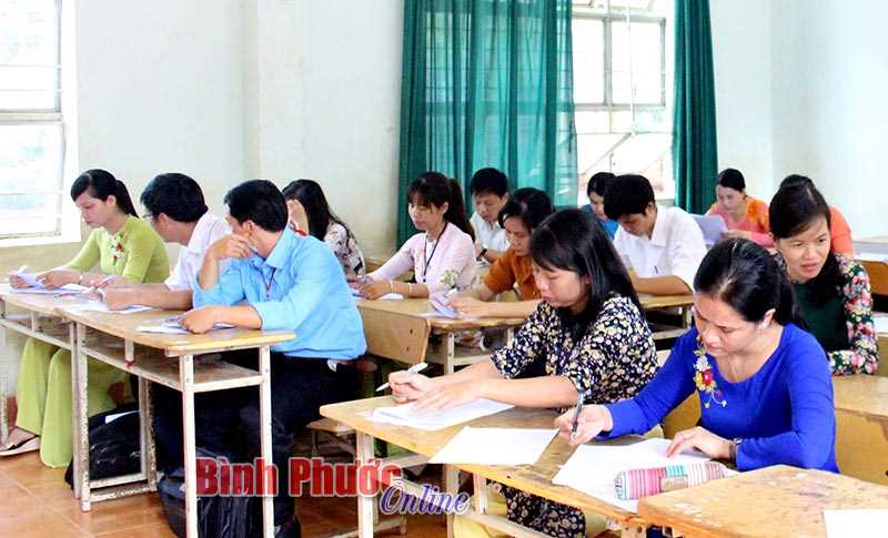 PHÚ RIỀNG: 110 giáo viên bậc THCS thi dạy giỏi cấp huyện