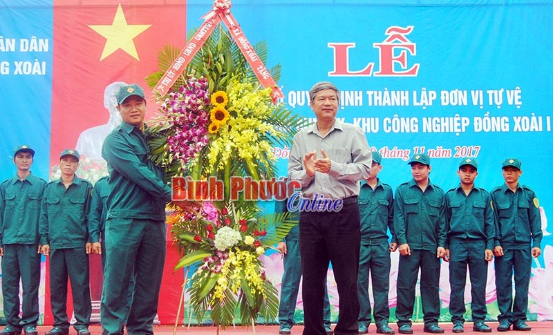 Ra mắt đơn vị tự vệ C&ocirc;ng ty TNHH AUNTEX