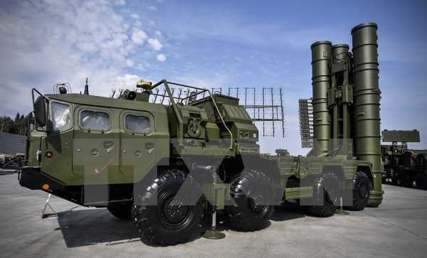 Thổ Nhĩ Kỳ mua 2 hệ thống tên lửa phòng không S-400 của Nga