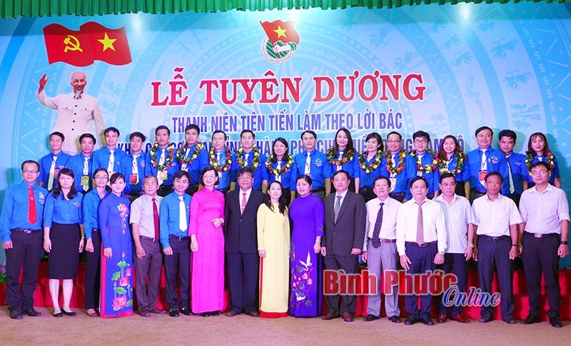 Tuyên dương 70 thanh niên tiên tiến làm theo lời Bác khối cơ quan Đông Nam bộ