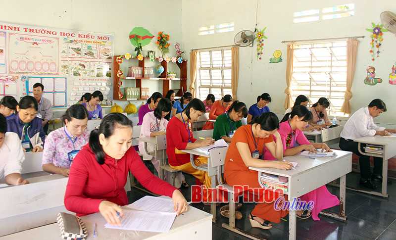 Phú Riềng thi giáo viên dạy giỏi cấp tiểu học