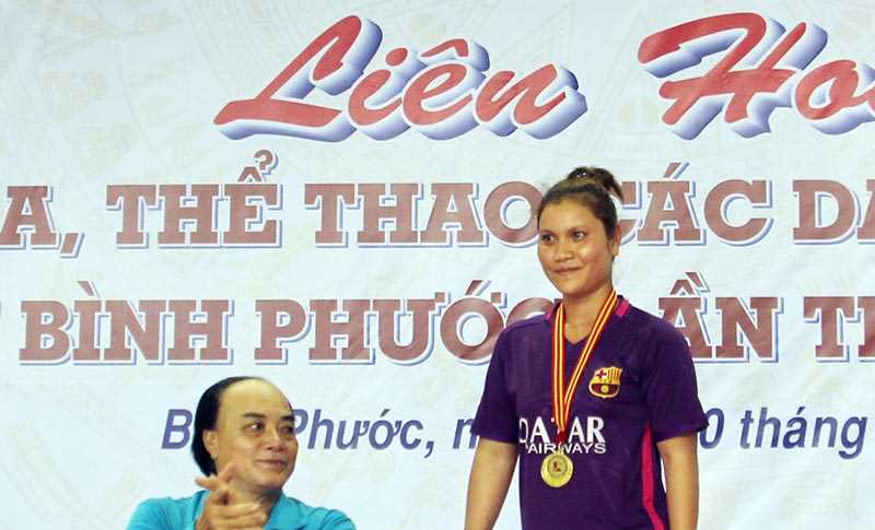 Thị Yến - cô gái "vàng" môn đẩy gậy