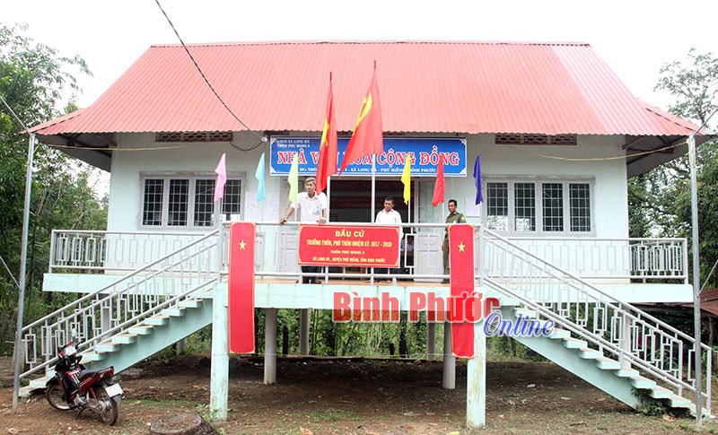 Long H&agrave; bầu 16/17 trưởng th&ocirc;n