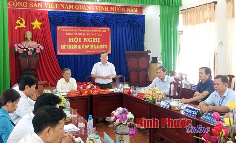 Thường trực HĐND thị x&atilde; B&igrave;nh Long chất vấn giữa 2 kỳ họp