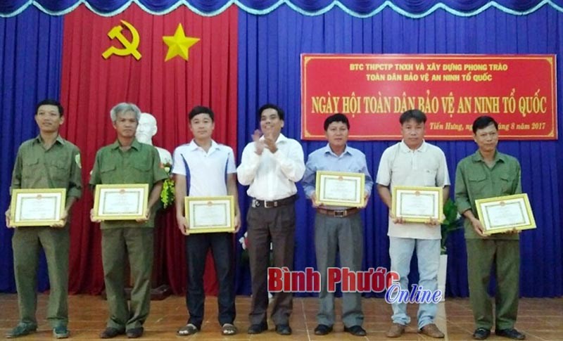 Xây dựng Đảng ở địa bàn “nóng” - Bài 2