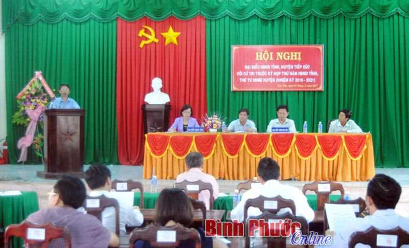 Đại biểu HĐND tỉnh tiếp x&uacute;c cử tri Đồng Ph&uacute;, B&igrave;nh Long