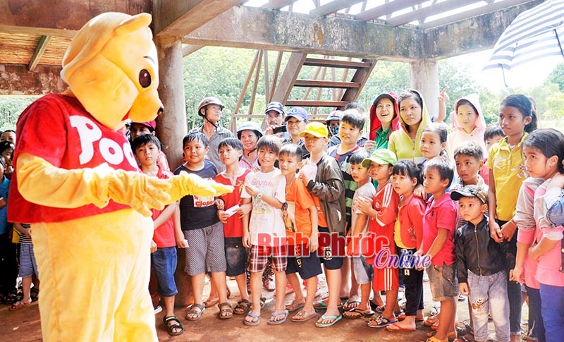 Trung thu của trẻ em v&ugrave;ng d&acirc;n tộc thiểu số