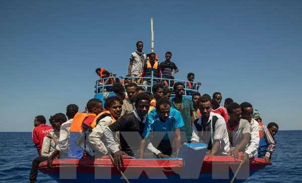 600 người di cư châu Phi được cứu ngoài khơi Tây Ban Nha
