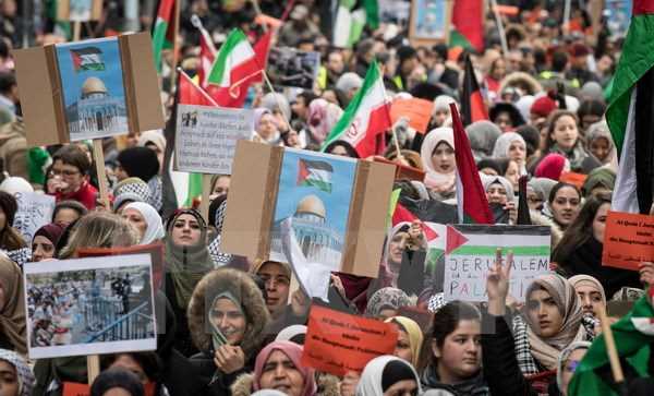 Nhìn lại thế giới 2017: Một năm chứng kiến "cả hy vọng và sợ hãi"