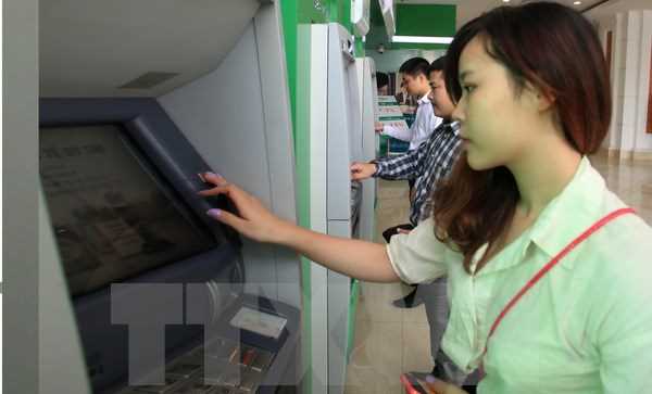 Cảnh báo tội phạm sử dụng công nghệ cao chiếm đoạt tiền trong thẻ ATM