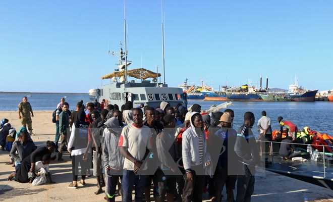 Hàng chục người thiệt mạng do thuyền chìm ngoài khơi Libya