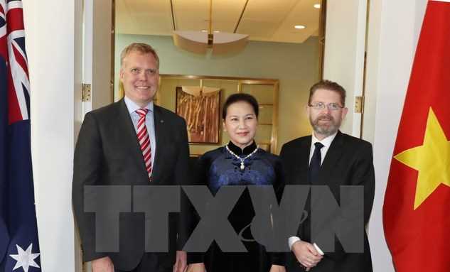 Chủ tịch Quốc hội hội đ&agrave;m với Chủ tịch Hạ viện, Thượng viện Australia