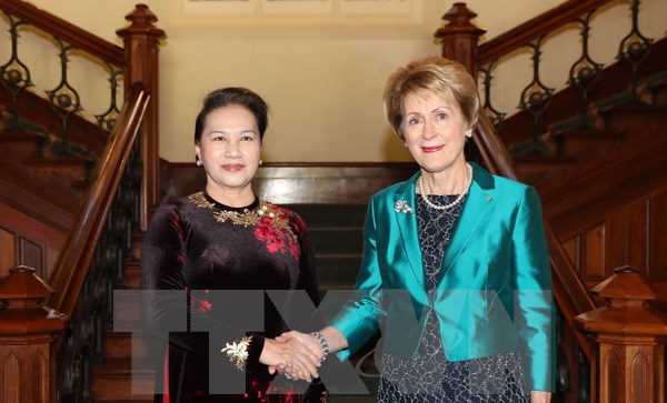 Chủ tịch Quốc hội Nguyễn Thị Kim Ng&acirc;n gặp Thống đốc bang T&acirc;y Australia
