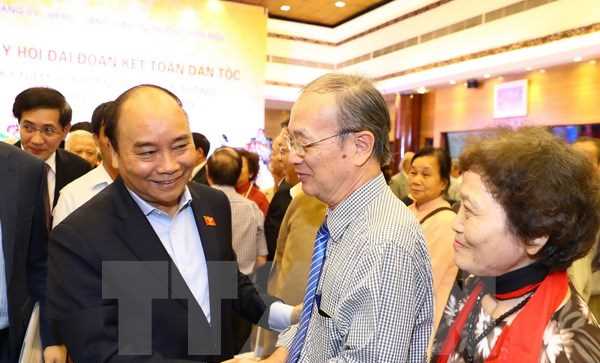 Thủ tướng dự Ng&agrave;y hội Đại đo&agrave;n kết to&agrave;n d&acirc;n tộc phường Điện Bi&ecirc;n